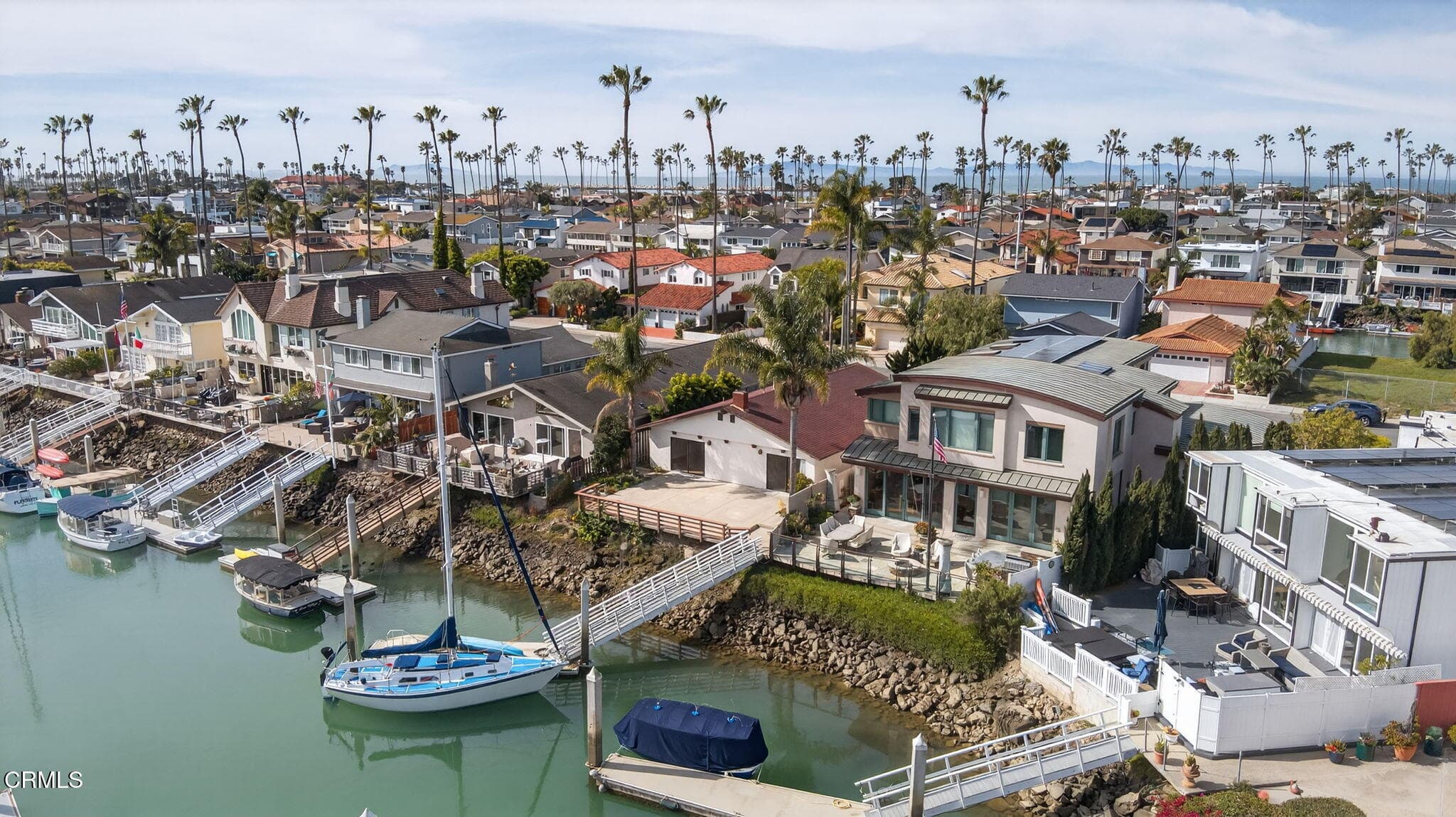 41-web-or-mls-Upmarketmedia_2920Sea-aer-