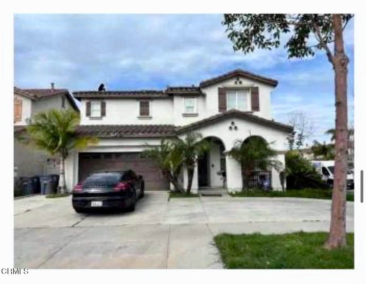 3001 Naples Pic Front Of House