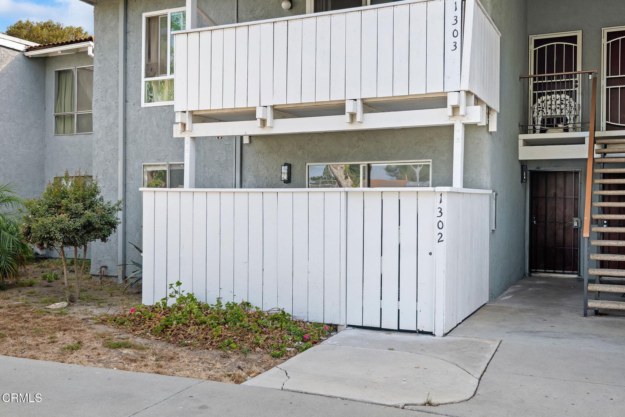 01-Exterior View