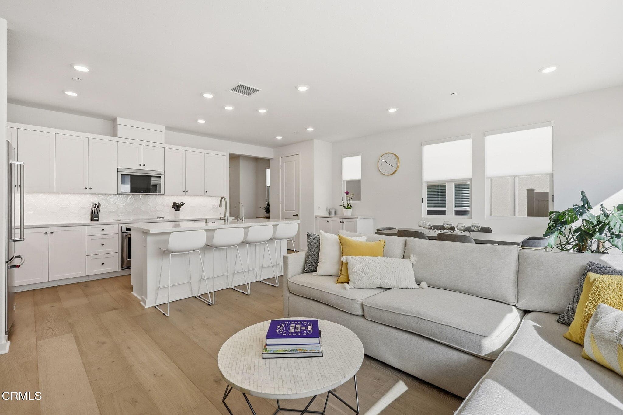 18-web-or-mls-253_Capistrano_Dr_Ventura_