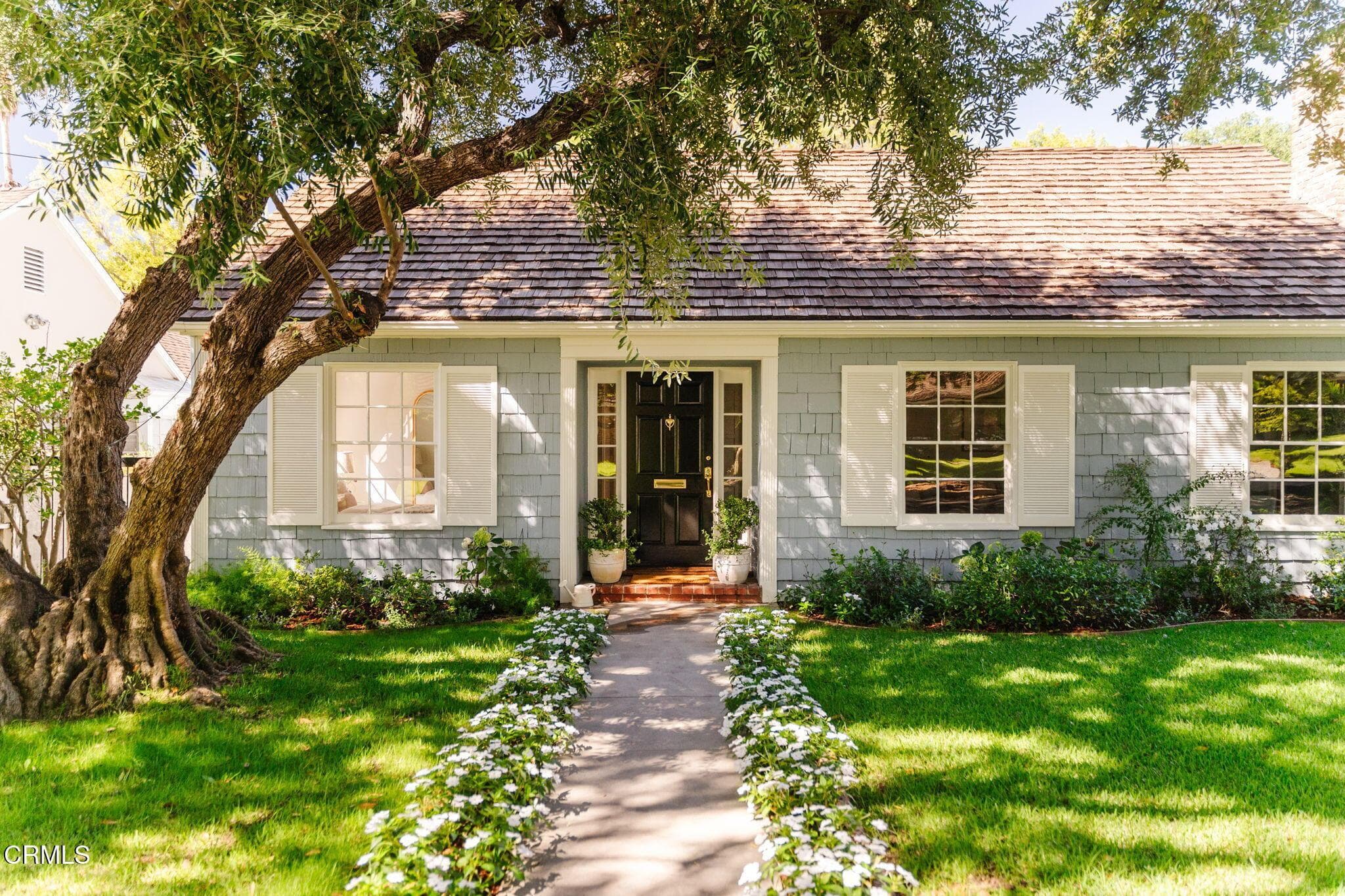 1535 Bradbury-4
