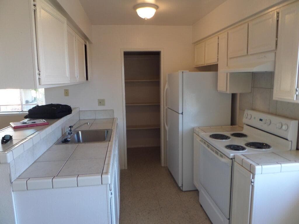 Unit Prior to current tenant occupancy