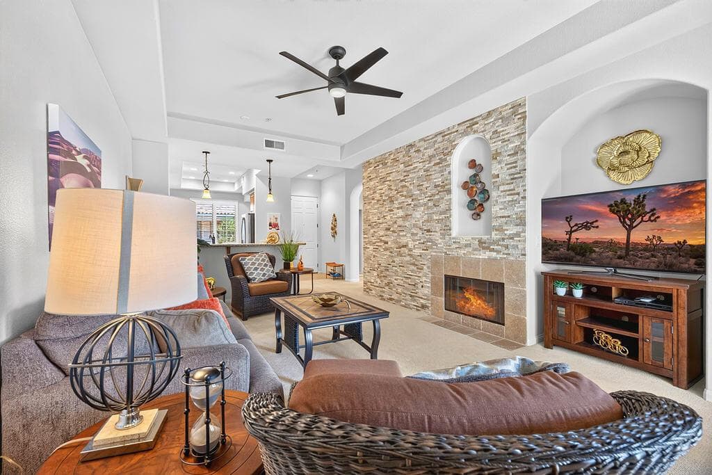 Beautiful great room, light and bright