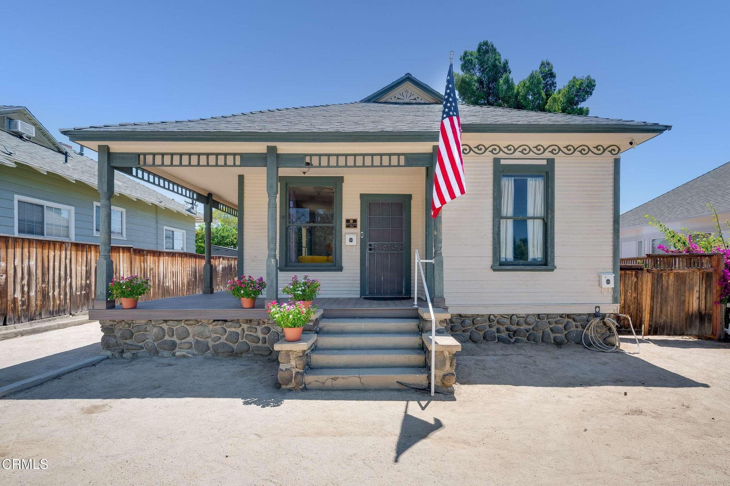 580_N_1st_Ave_ Upland California 1