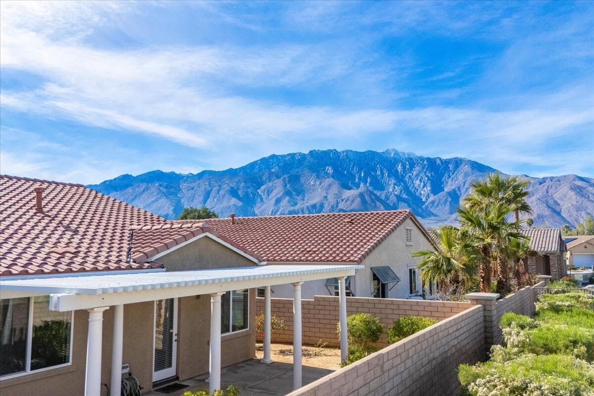 Rear ground with City & mountain views
