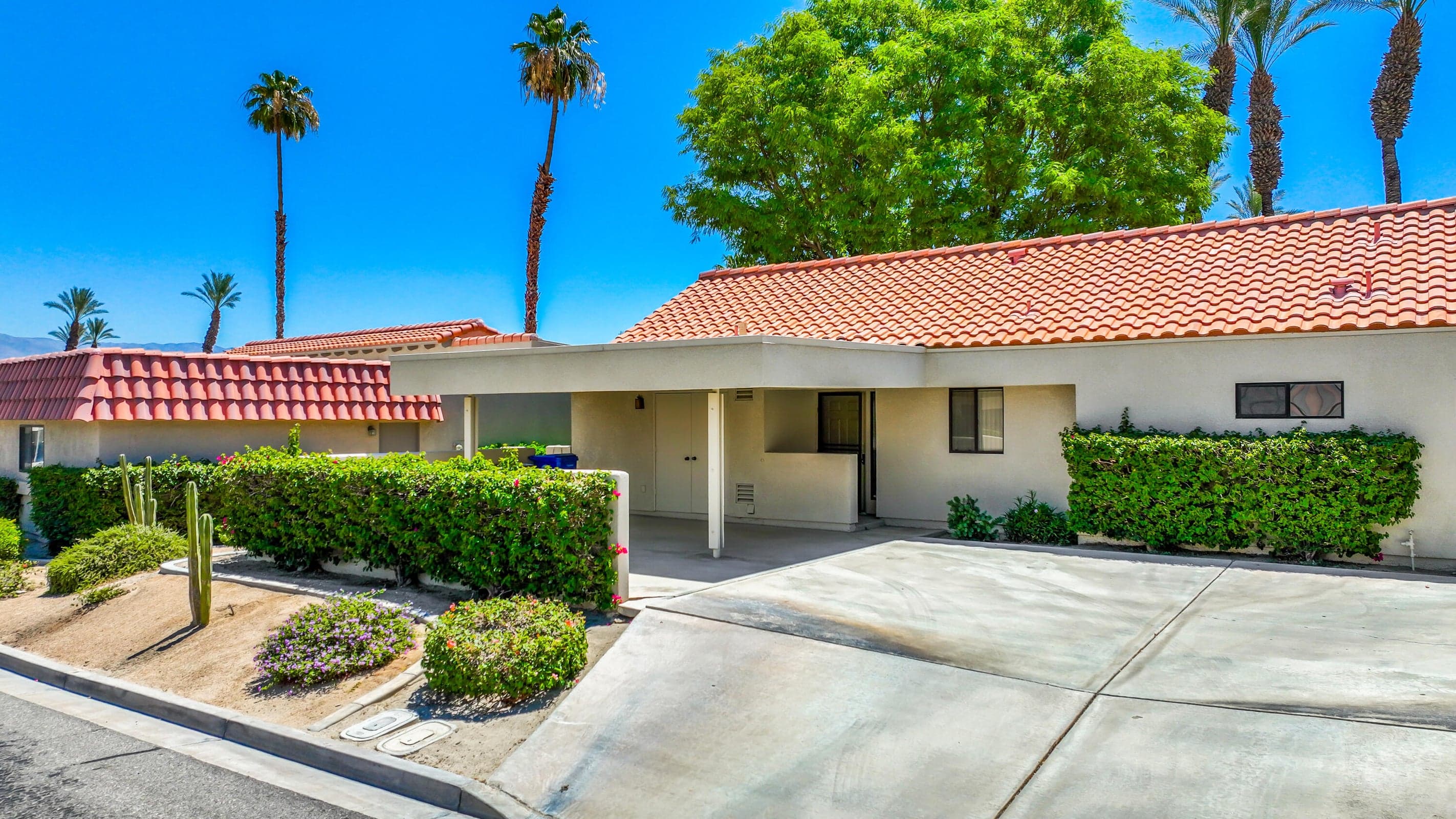 ResorterBlvd41726#1