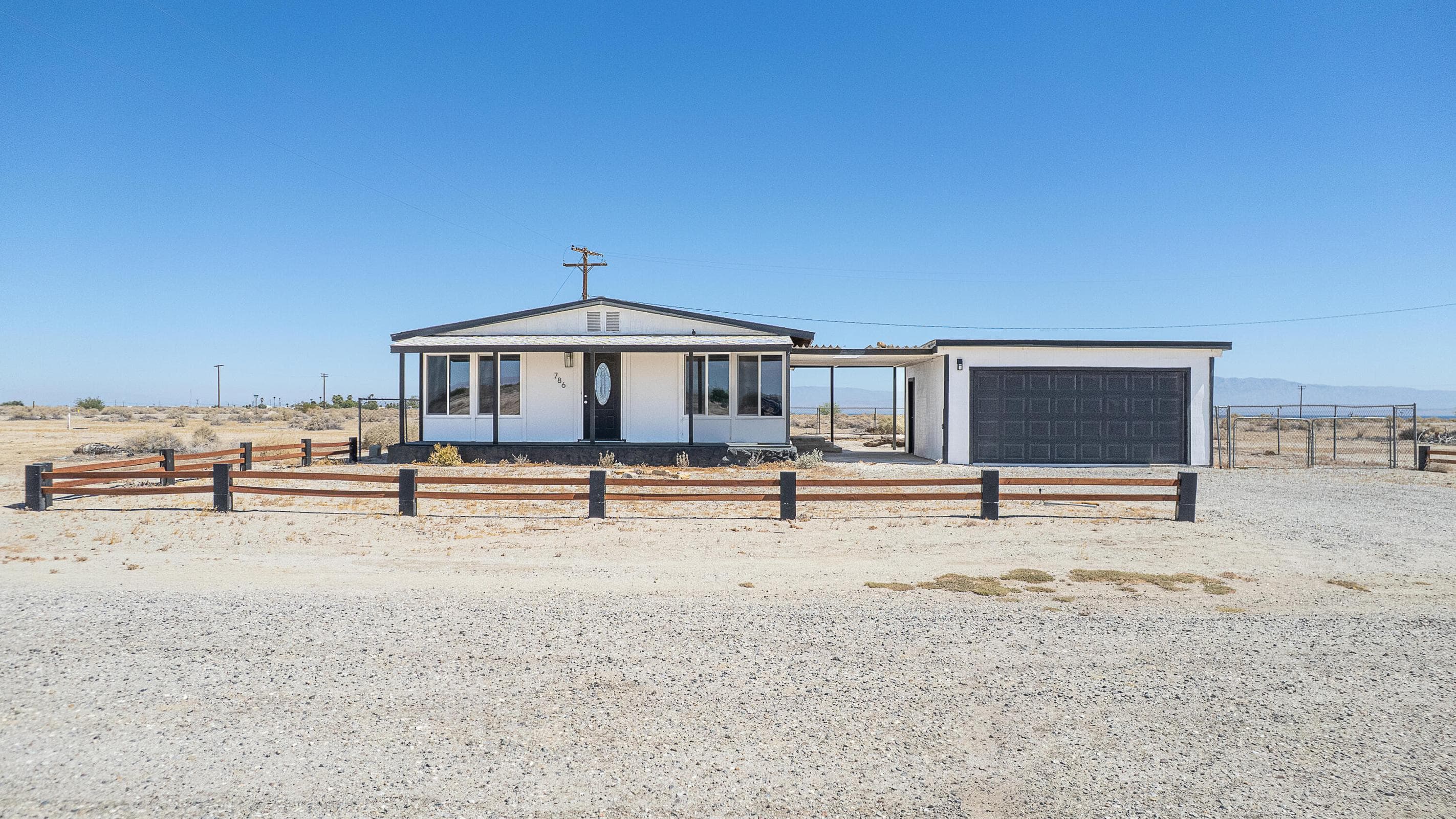 786 MOLOKAI AVE THERMAL 1