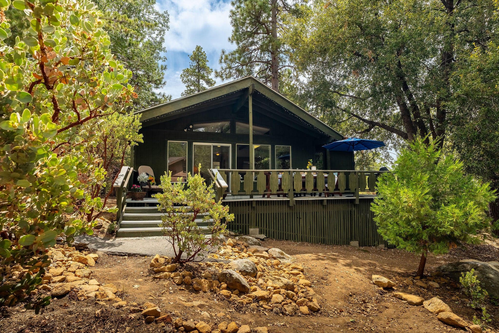 Welcome to Tahquitz Chalet!