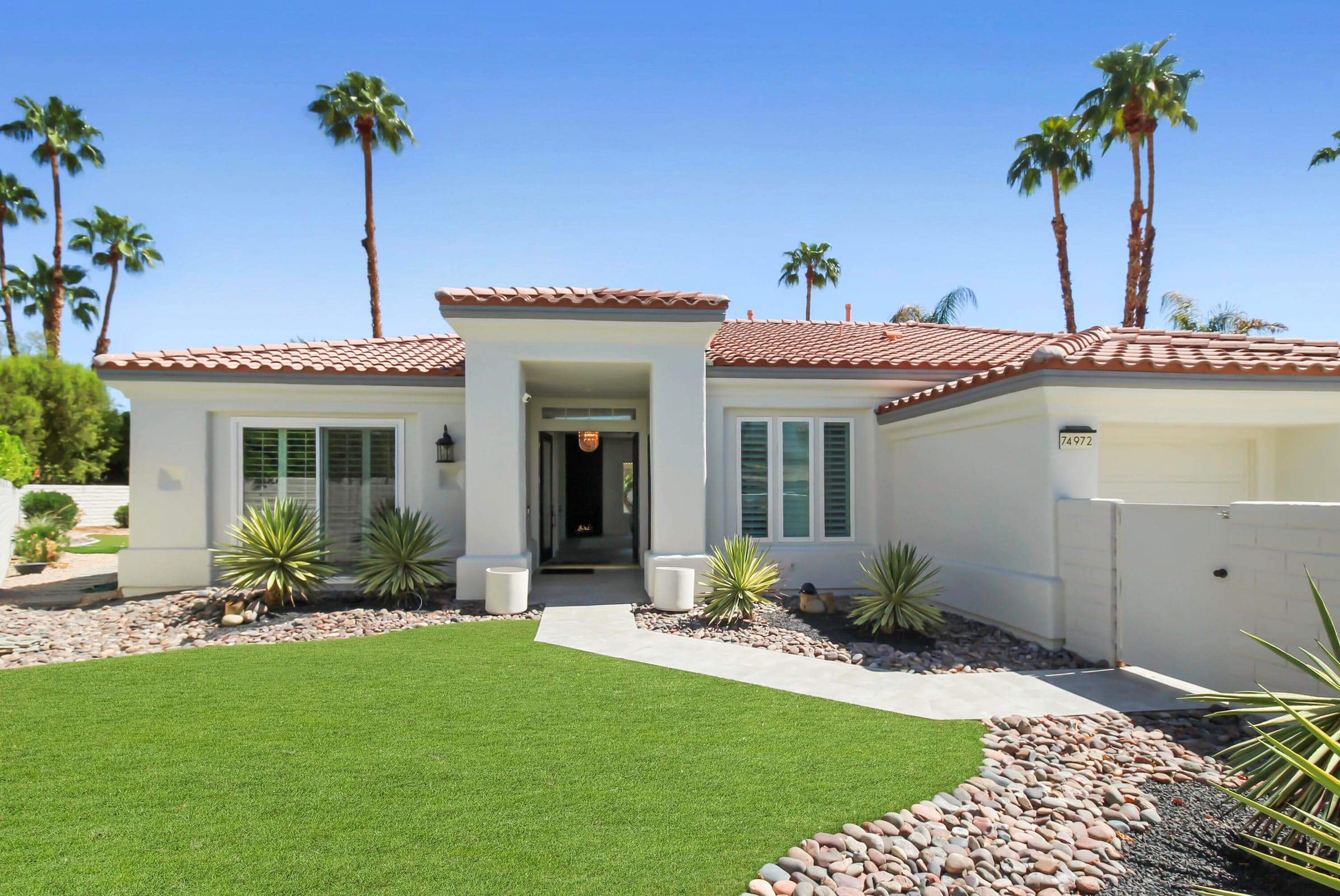 Private Enclosed Courtyard